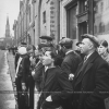 Москвичи слушают сводку, 1941 год